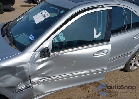 2007 Mercedes-Benz C 230 Sport from USA, damaged, VIN WDBRF52H77E027780